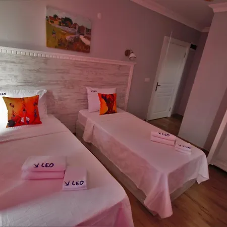 Cundavilla & Otel Ayvalı