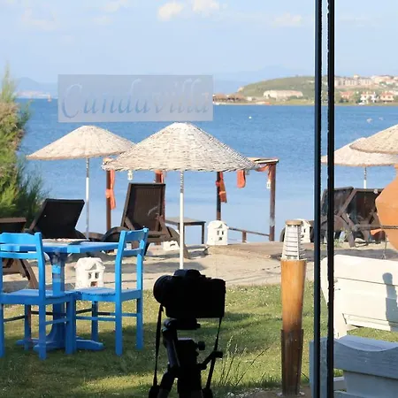 Hotel Cundavilla &