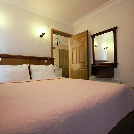 Cundavilla & Otel 2*