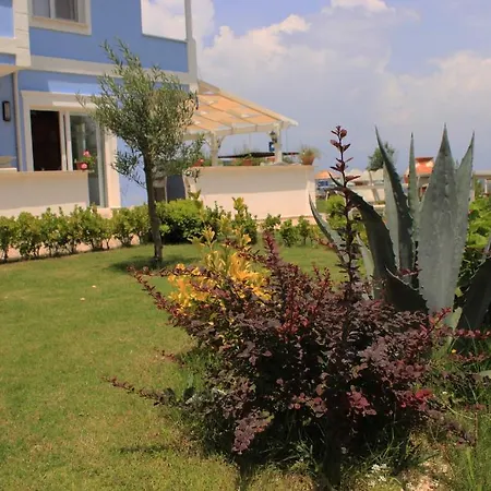 Cundavilla & Otel Ayvalı